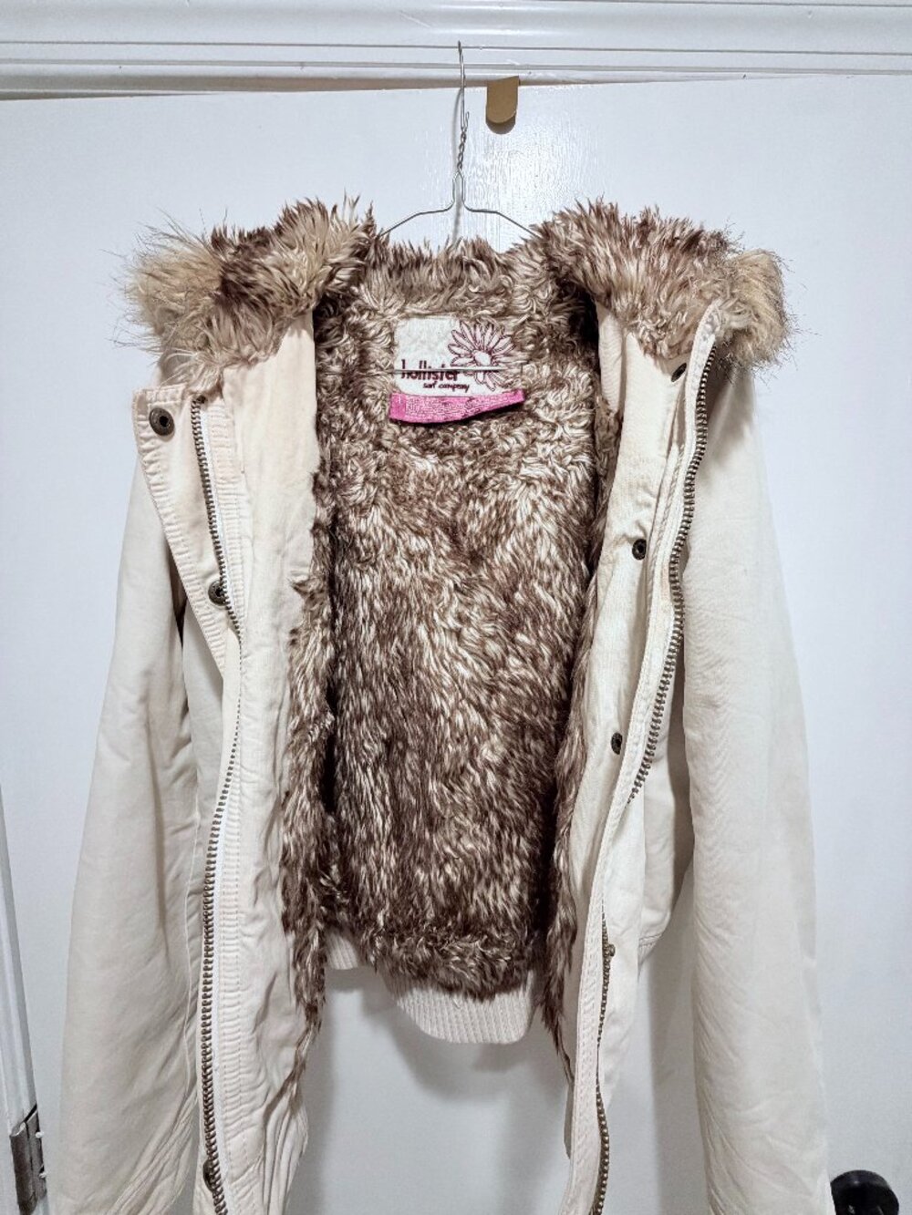 Vintage Y2K Hollister Canvas Winter Jacket with Faux Fur Lining